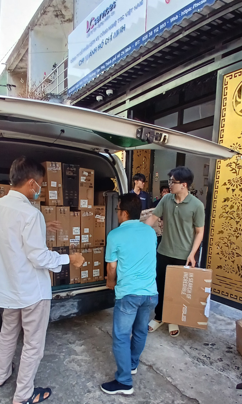 LÀM DỊCH VỤ KỸ THUẬT KHÔNG CHỈ LÀ SỬA CHỮA